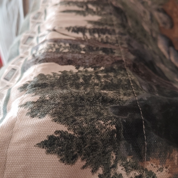 Bear Curtain - Picture 3 of 8